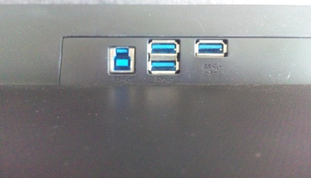Philips 272P4QPJKEB złącza USB