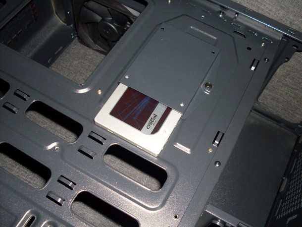 silentiumpc gladius 35 koszyk 2.5 SSD
