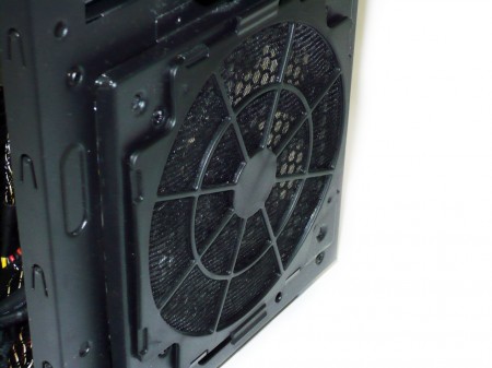 Zalman Z9U3 Wyglad filtr przedni czysty 450x337 Zalman Z9U3 Wyglad filtr przedni czysty