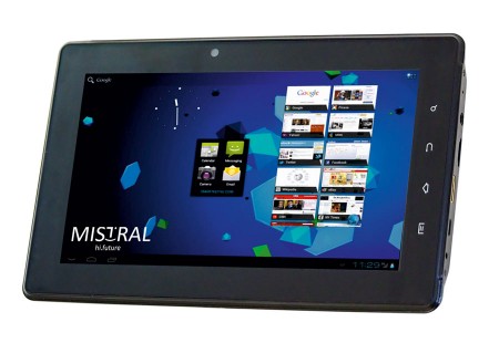 mistral-traveler-2-tablet-1