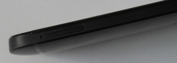 HTC One widok z boku