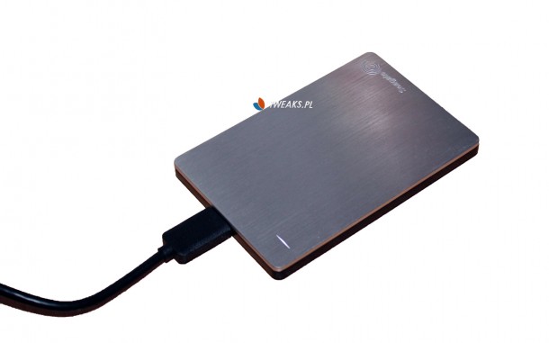 dysk Seagate Slim Portable 500GB dioda pracy 610x381 dysk Seagate Slim Portable 500GB dioda pracy dysk Seagate Slim Portable 500GB dioda pracy