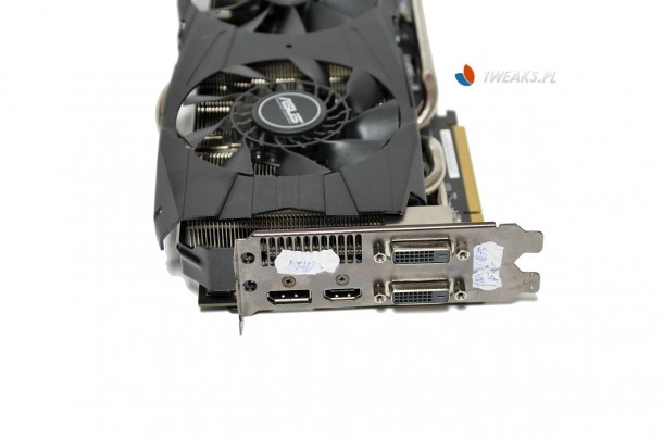 ASUS R9 290X 1