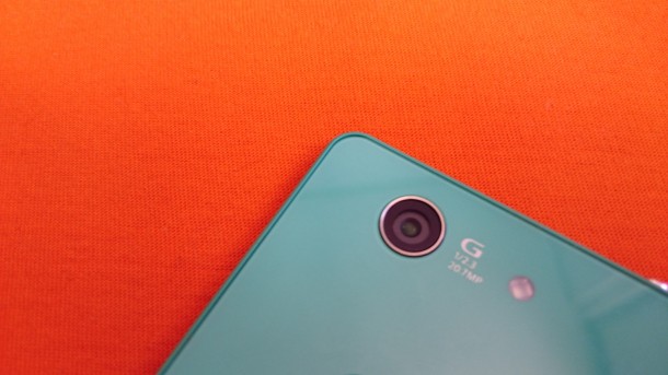 sony xperia z3 compact oko aparatu