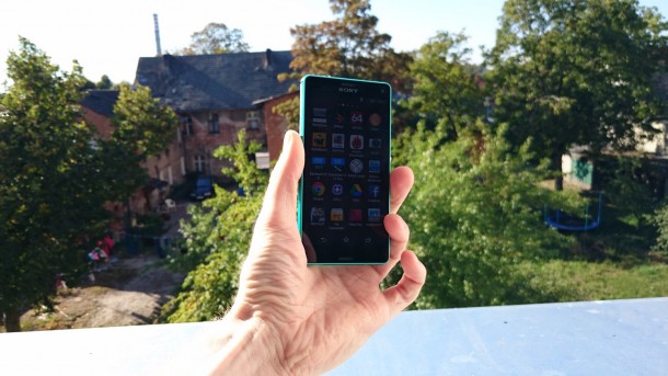 sony xperia z3 compact ekran na dworze