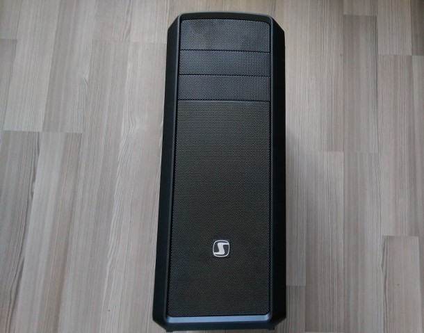 silentiumpc m45w frontpanel