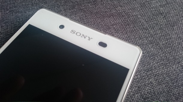 sony xperia z3+ top1