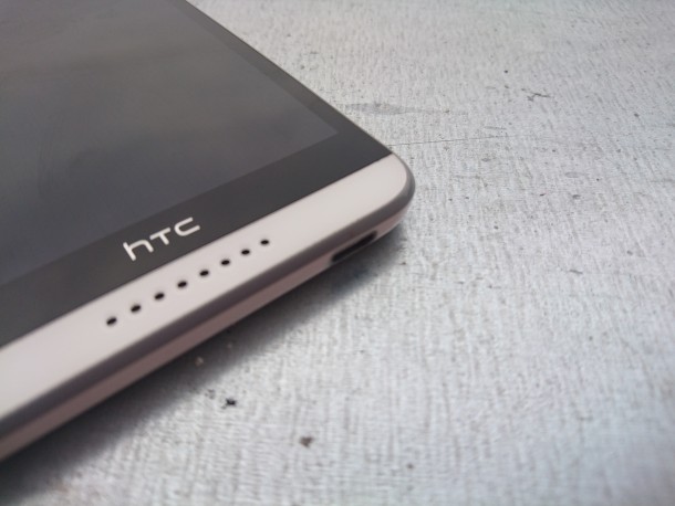 htc desire 820 - port microusb