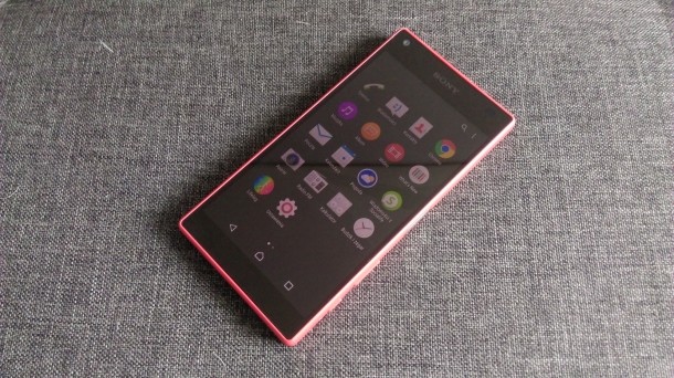 sony xperia z5 compact 3