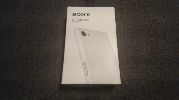 sony xperia z5 compact - box1