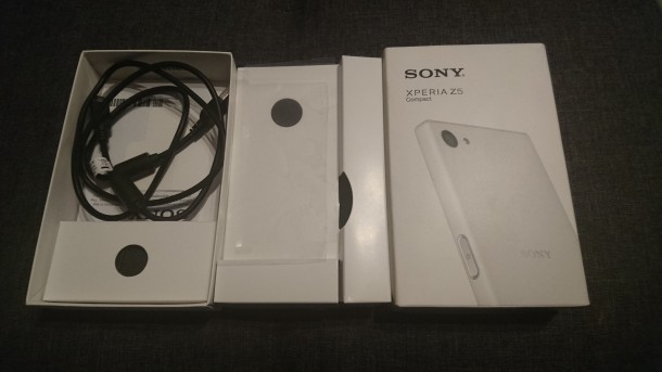 sony xperia z5 compact - box3