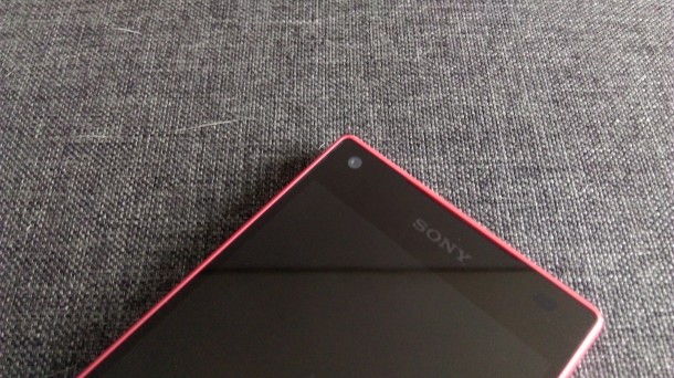 sony xperia z5 compact - przednie oko aparatu