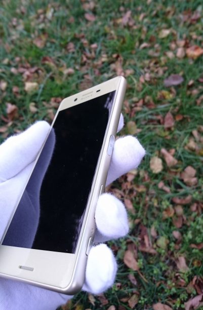 sony xperia x performance chwyt lewą ręką