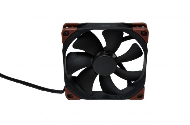 Noctua NF A14 industrialPPC 24V 3000rpm wygląd 610x404 Noctua NF A14 industrialPPC 24V 3000rpm wygląd