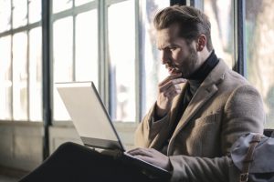 hurtowniainternetowa jakigdziejazalozyc 300x200 Hurtownia internetowa jak i gdzie ją założyć?