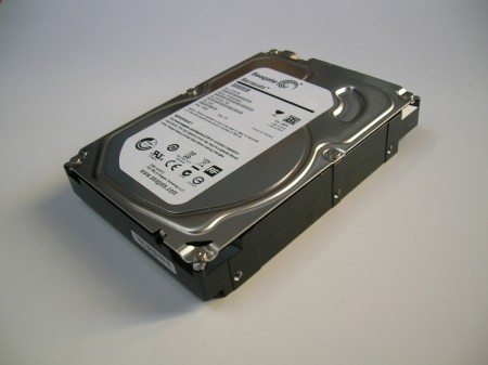 right side ST3000DM001 seagate hdd